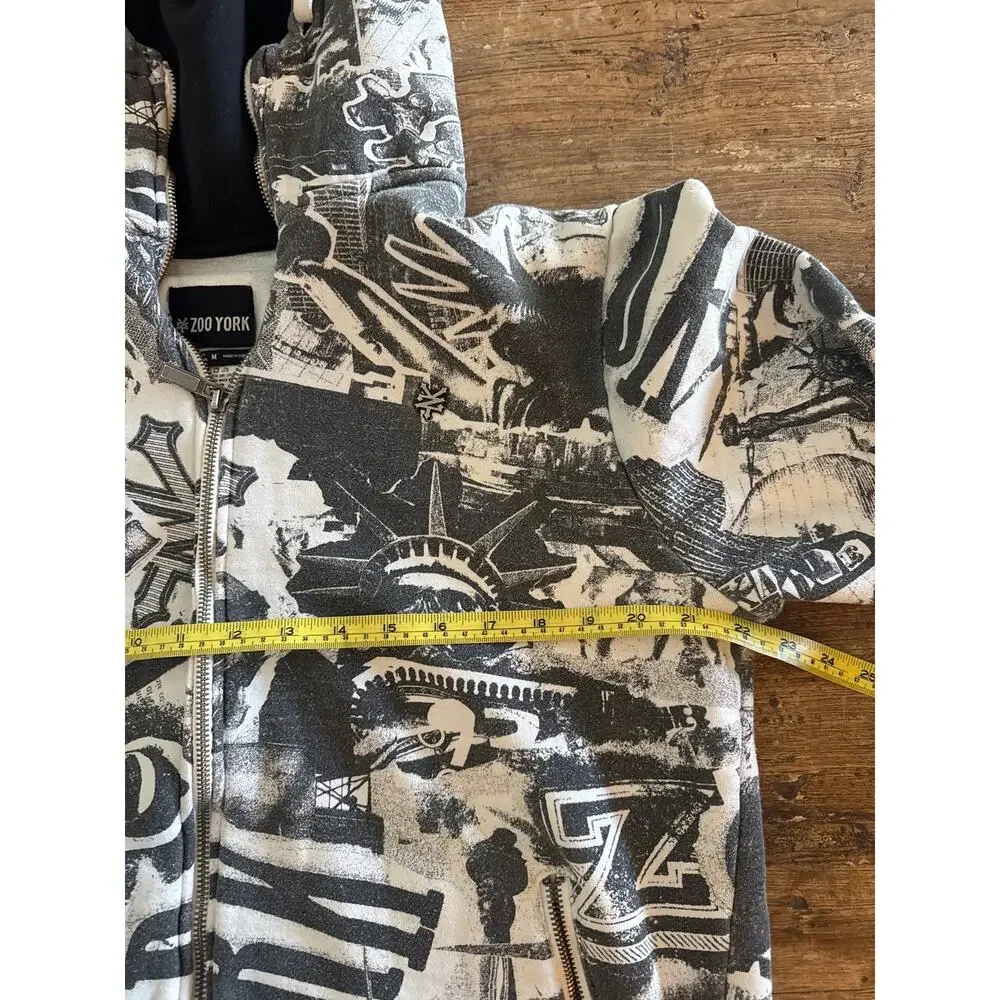 Skull NY graphics Zoo York hoodie M